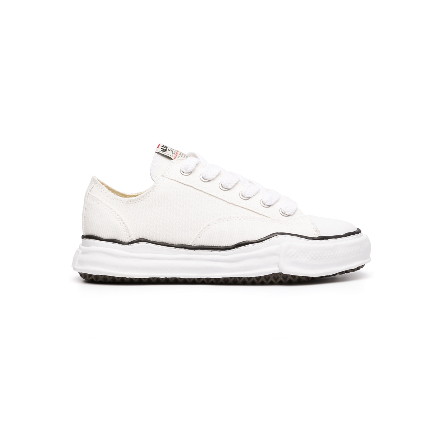 Low-Top Sneaker